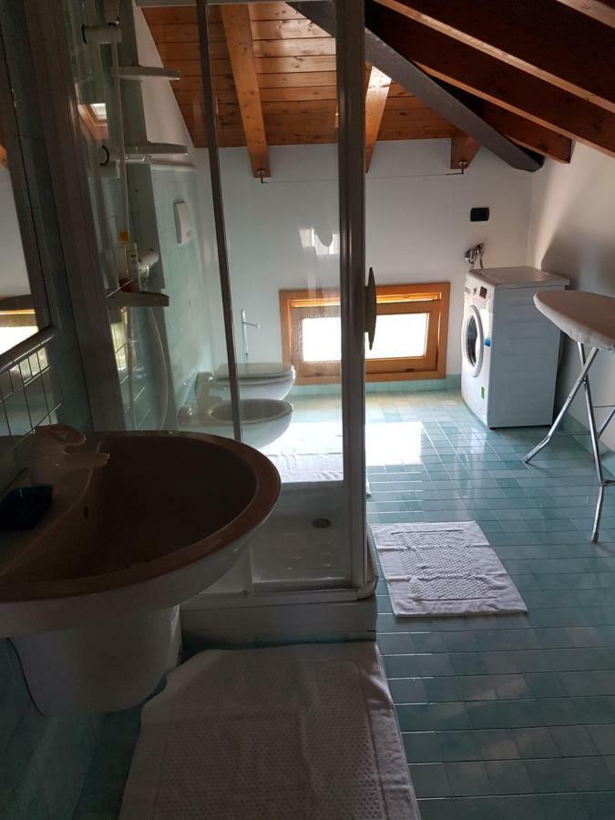 Modenese 8 Appartamento